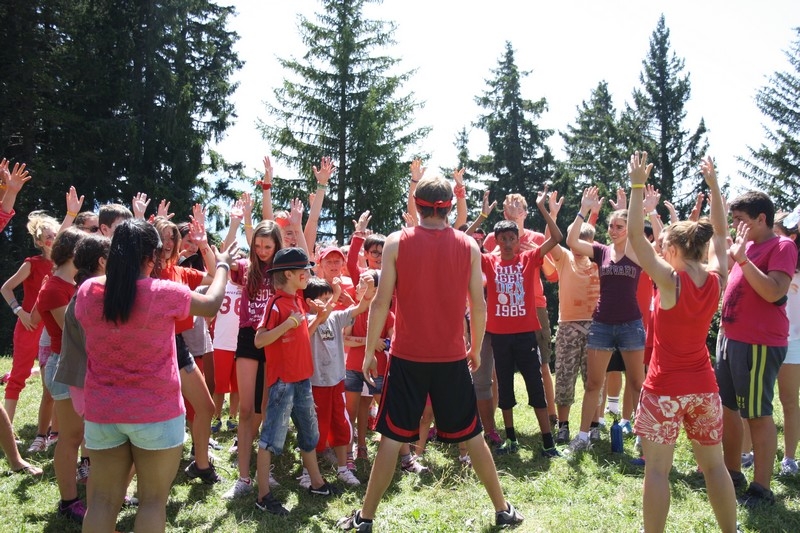 Village Camps International Summer Camp Leysin, Switzerland 2026-08-15 https://www.villagecamps.com/journals_admin/images/709-42-festival (124).jpg